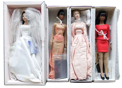 TYLER WENTWORTH COLLECTION EVE - Suite de 3 POUPEES "Esme", … - Photo 1