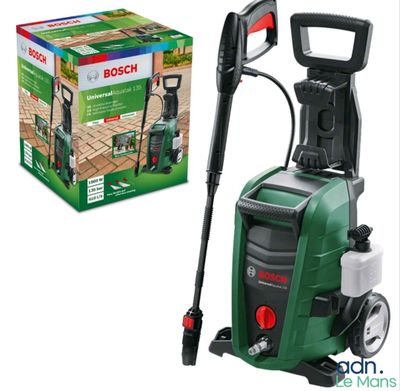 Nettoyeur haute pression Bosch avec carton d'emballage et tuyau