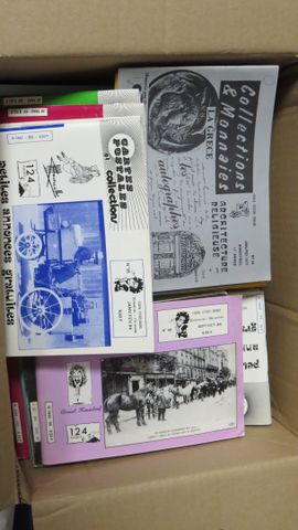 Divers : Lot de 65 exemplaires de la revue Cartes postales et col...