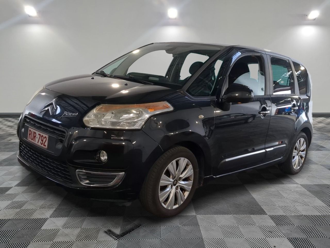 CITROEN C3 PICASSO VTI 120 EXCLUSIVE - Voiture familiale polyvalente