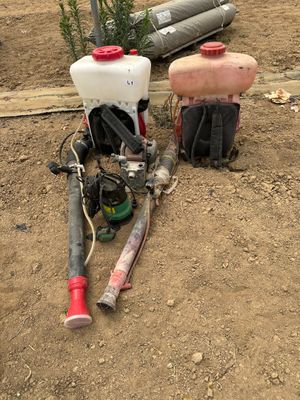 tout un tas d'objets divers qui traînent par terre