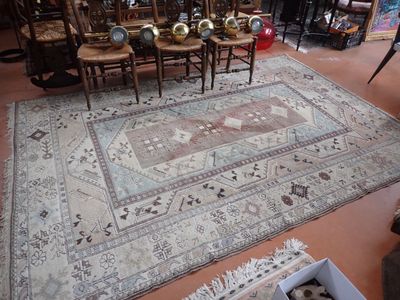 Tapis en laine noué main, Turquie, D : 286 x 198cm