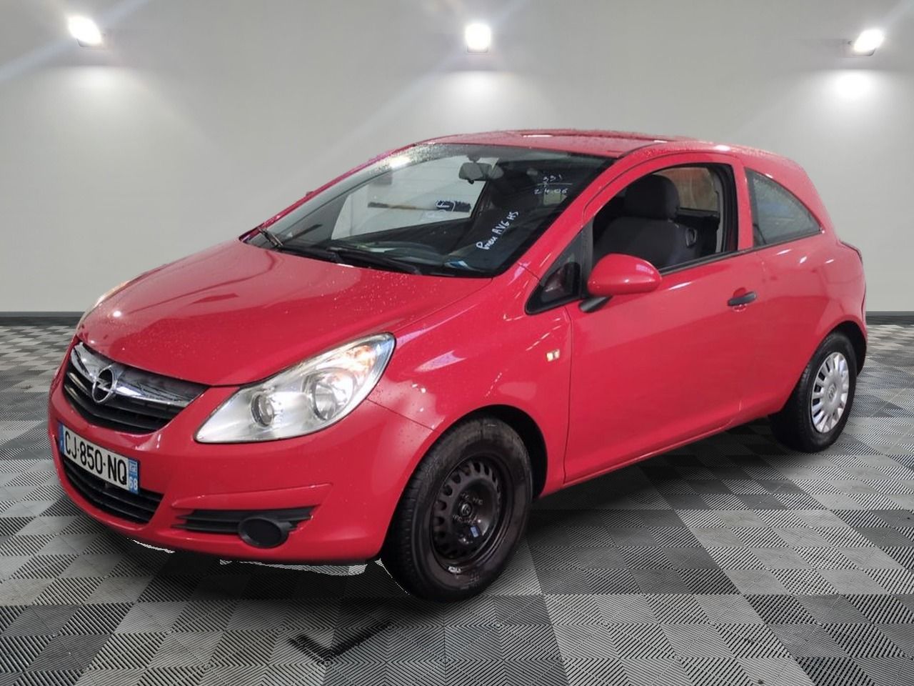 OPEL - CORSA 1.3 CDTI - 75 ECOFLEX - GO - Mise en service: 27/11/2007 - Batterie faible ou hors service Pneumatique a...