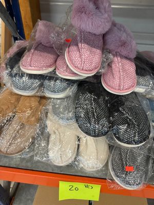 Lot de 20 chaussons pour adulte diverses tailles