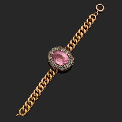 un bracelet en tourmaline rose et diamants