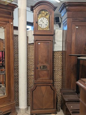 Pendule de parquet époque XIX caisse en noyer - Dim.