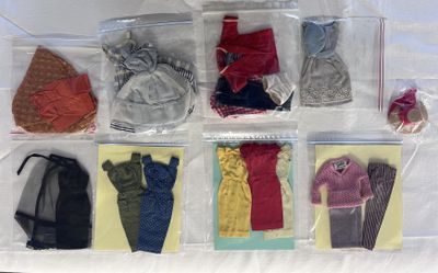 MATTEL – Lot de vêtements en 8 tenues différentes dont Black Magic ten - Photo 1