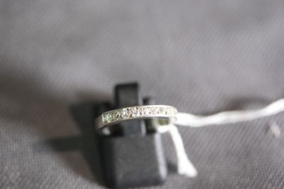a ring that is sitting on top of a piece of cloth