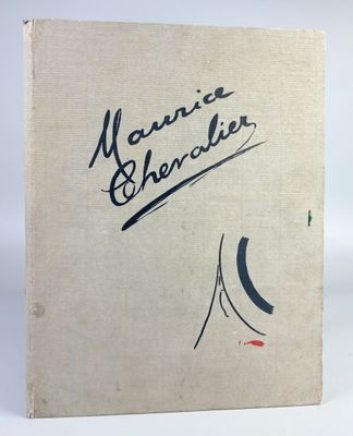 la couverture d'un livre sur laquelle figure le dessin du visage d'une femme
