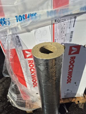 Lot d'environ 96ml de rouleau isolant alu Marque : Rockwool …