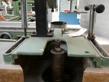 a machine that is sitting on a table in a room