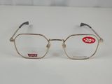 gros plan d'une paire de lunettes sur une surface blanche