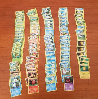POKEMON - 100 cartes noire et blanc de base
