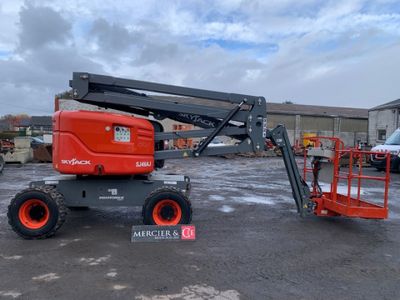 SKYJACK SJ46AJ - NACELLE AUTOMOTRICE - 4 ROUES MOTRICES - A BRAS ARTIC