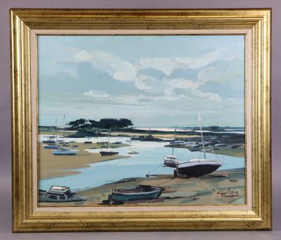 une peinture à l'huile représentant des bateaux sur une plage près d'un plan d'eau