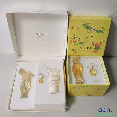 une boîte contenant un flacon de parfum