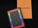 étui à passeport Louis Vuitton « Rainbow »