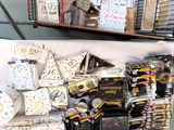 many different types of wrapping on the table