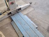 a machine that is sitting on the ground in the garage
