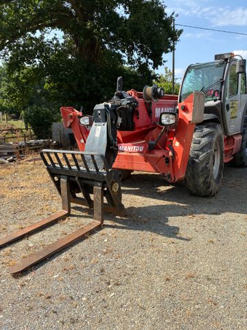 Chariot télescopique MANITOU MT 1840 de 2010 avec fourche, godet,...