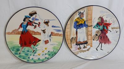 LONGWY. Deux grands plats aux fables de la Fontaine d'après …