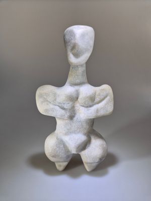 Figurine féminine stéatopyge néolithique n° 3, 5e-4e milléna…