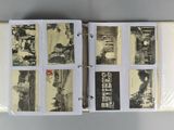 un livre ouvert avec des photos de personnes