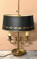 Lampe bouillotte de style Louis XVI, XXe siècle