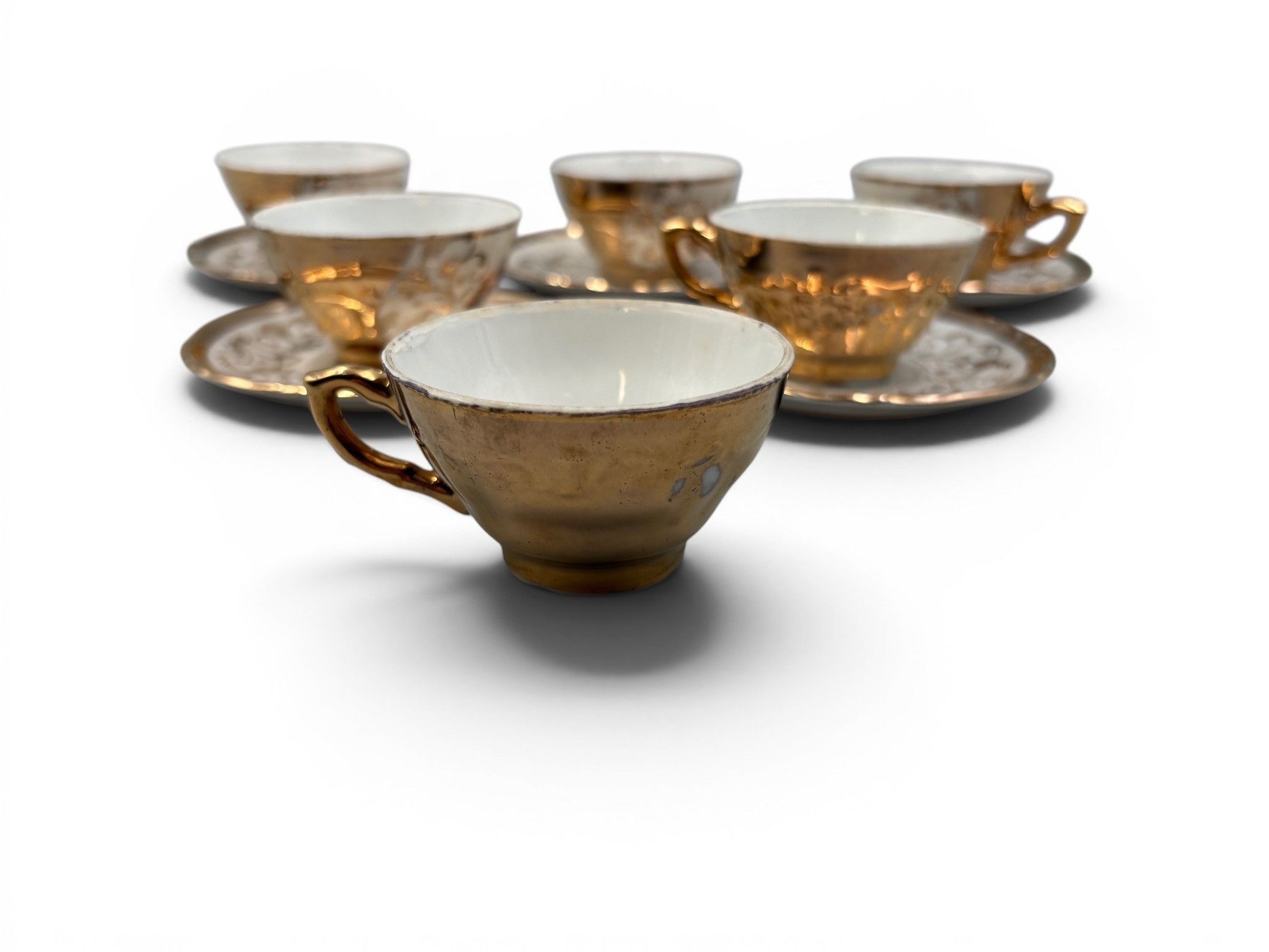 Objets d'art & Curiosités