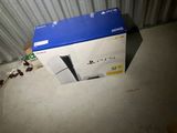 a box that is sitting on the floor next to the box