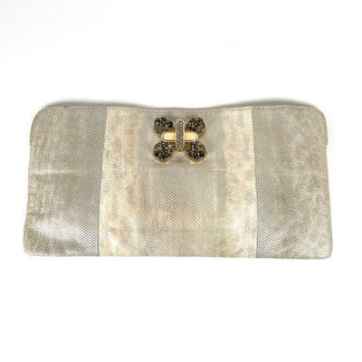 CHLOÉ : Pochette en cuir et peau façon lézard écrus et argen…