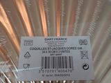a label on the bottom of a bowl that says dart france