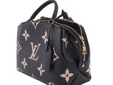 louis vuitton black monograme cosmetic bag