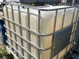 a large container that is sitting on a pallet