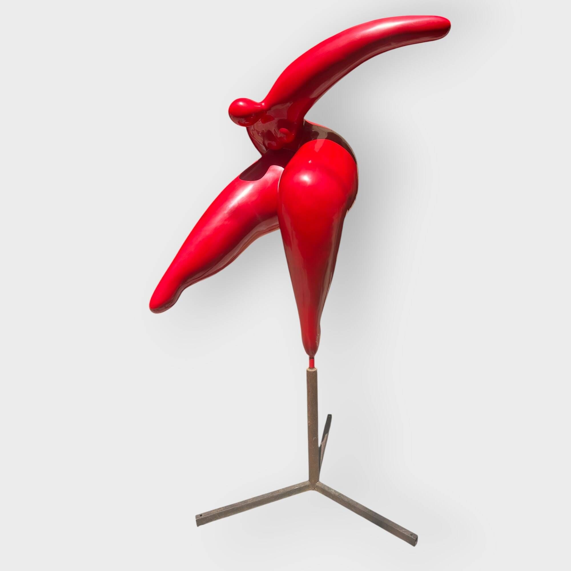 Yvon COCHERY (1953) Nu féminin - 2007 Résine laquée rouge. Signé, daté et justifié 2/8 H. 191 cm (infimes sauts de pe...