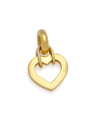 un pendentif en forme de cœur doré sur fond blanc
