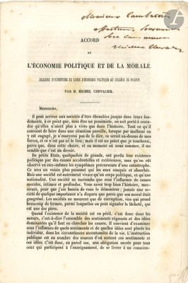 un vieux livre avec une image en noir et blanc représentant un homme à cheval