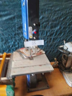 a machine that is sitting on top of a table