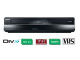 un lecteur DVD noir posé sur un fond blanc