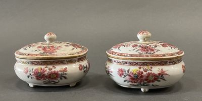 pair of chinese porcelain bowls and covers with floral designs
