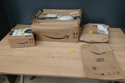 Lot de 4 colis Mystere (Retour Amazon,NPAI, Adresse incomple…