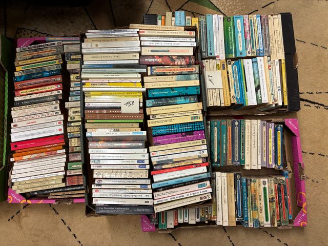 4 cartons de livre de littérature