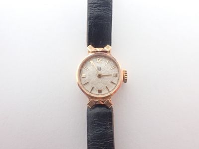 LIP Montre de dame, boîtier or, mouvement mécanique, bracelet cuir, po - Photo 1