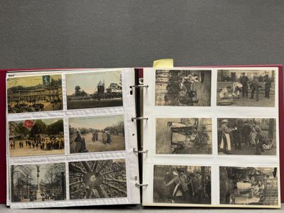 un vieil album de photos de personnes et d'animaux