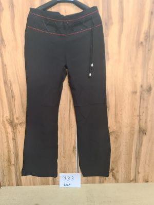 Lot de 100 pantalons femme ? Diffrentes tailles