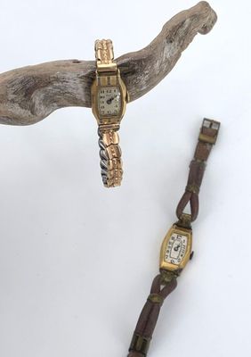 2 montres bracelet de dame, boitiers en or jaune 750 °/°°° (… - Photo 1