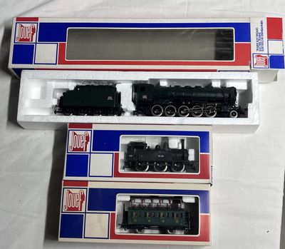 JOUEF – Ho Lot de 3 éléments dont 1 locomotive type vapeur 150 X 29 SN - Photo 1