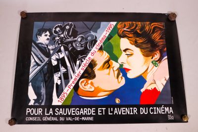 affiche de film français représentant un homme embrassant une femme devant une caméra
