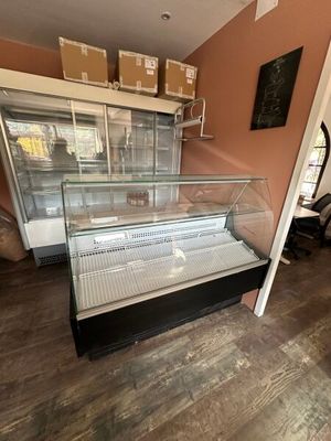 vitrine réfrigérée glace bombée sans marque apparente. - Photo 1