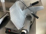 a machine that is sitting on a counter in a kitchen